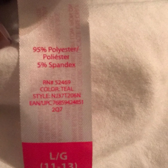 Ladies blouse - Picture 3 of 3